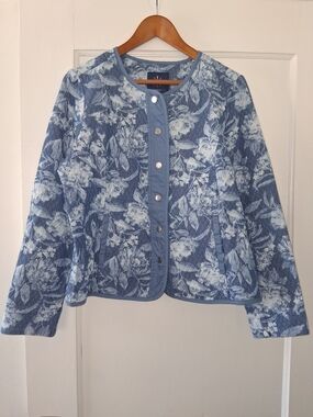 Isaac Mizrahi Live Jacket M Blue Floral Quilted Coastal Grandma Cotton
